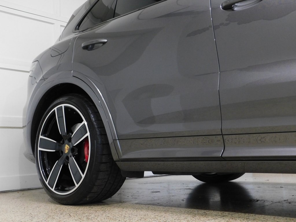 Porsche Cayenne GTS 2021