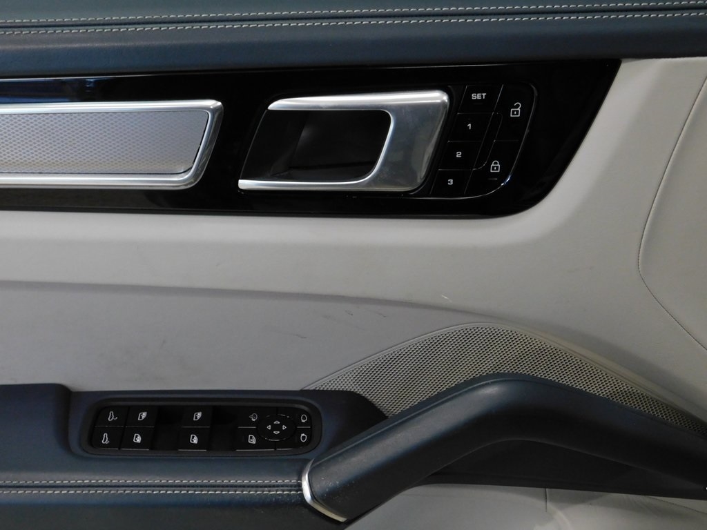 Porsche Cayenne GTS 2021