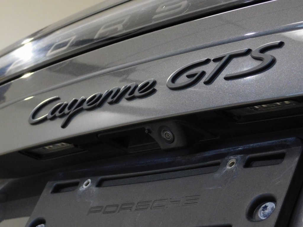 Porsche Cayenne GTS 2021