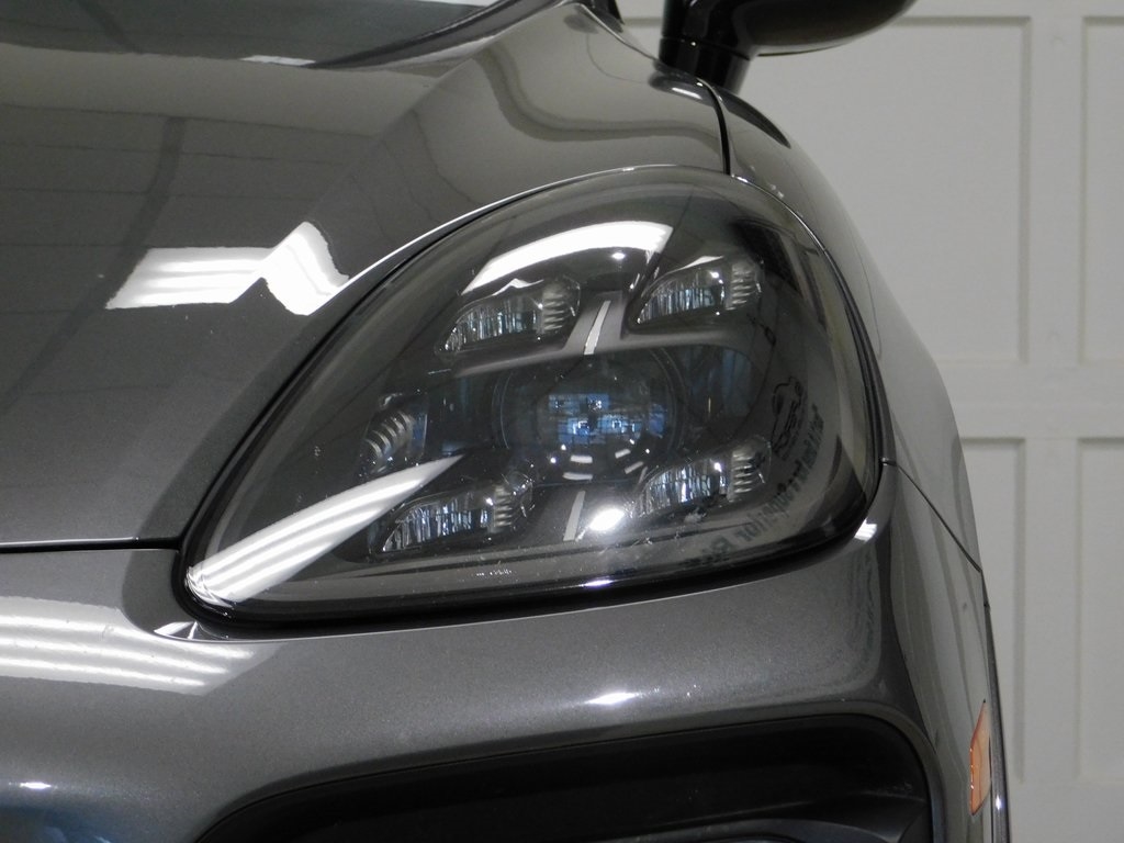 Porsche Cayenne GTS 2021