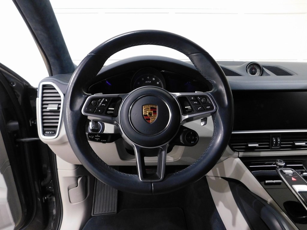 Porsche Cayenne GTS 2021