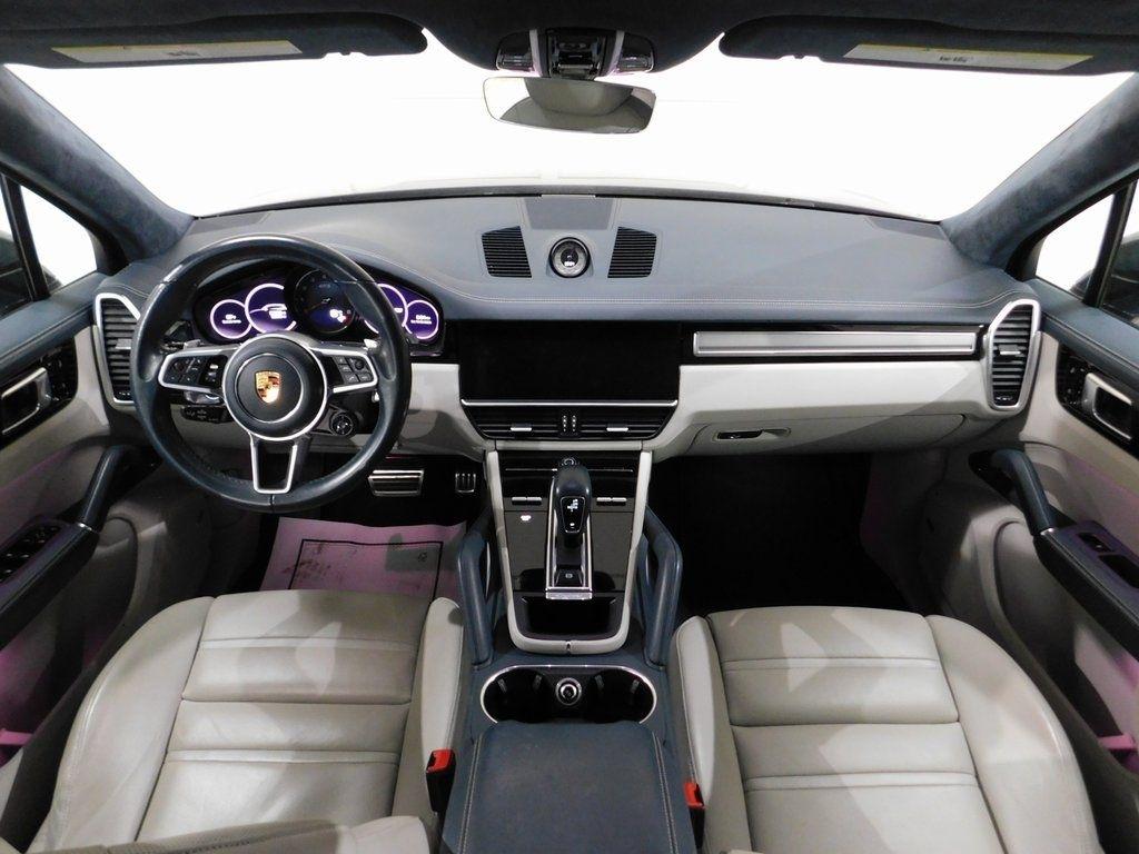 Porsche Cayenne GTS 2021