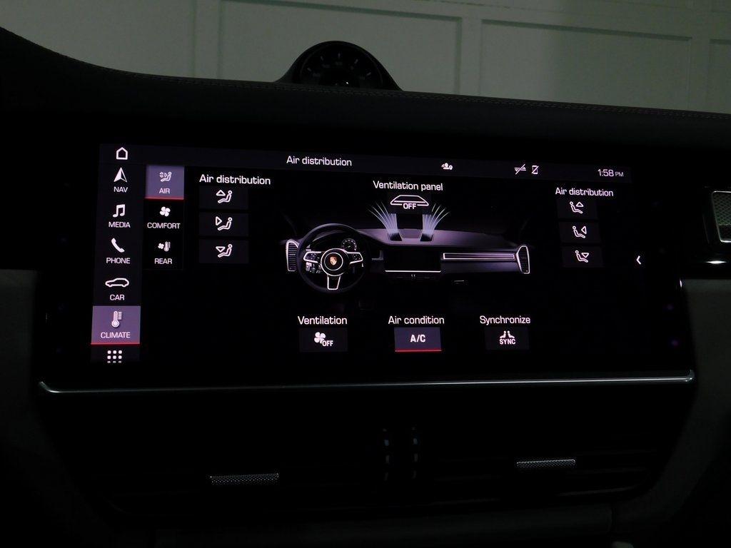 Porsche Cayenne GTS 2021