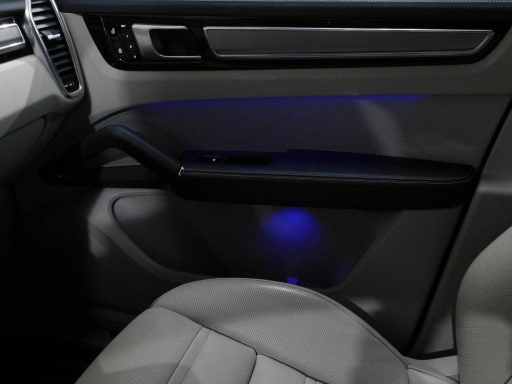 Porsche Cayenne GTS 2021