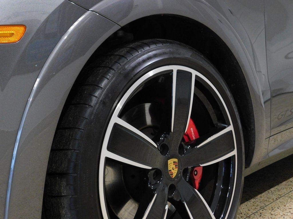 Porsche Cayenne GTS 2021