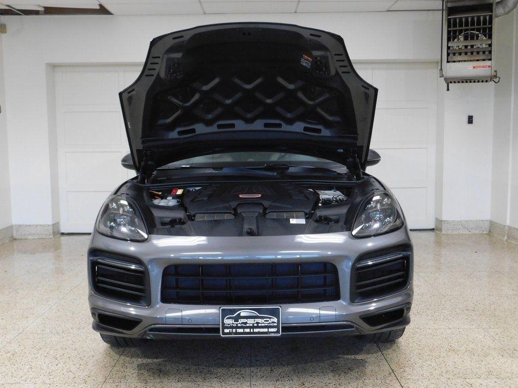 Porsche Cayenne GTS 2021