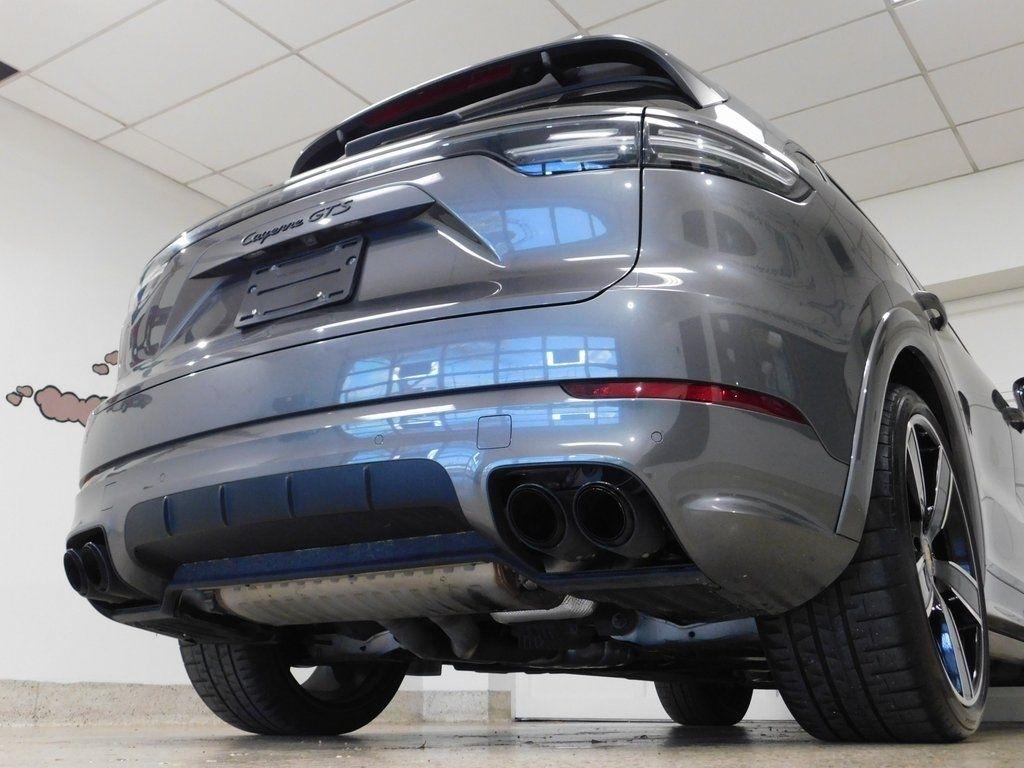 Porsche Cayenne GTS 2021