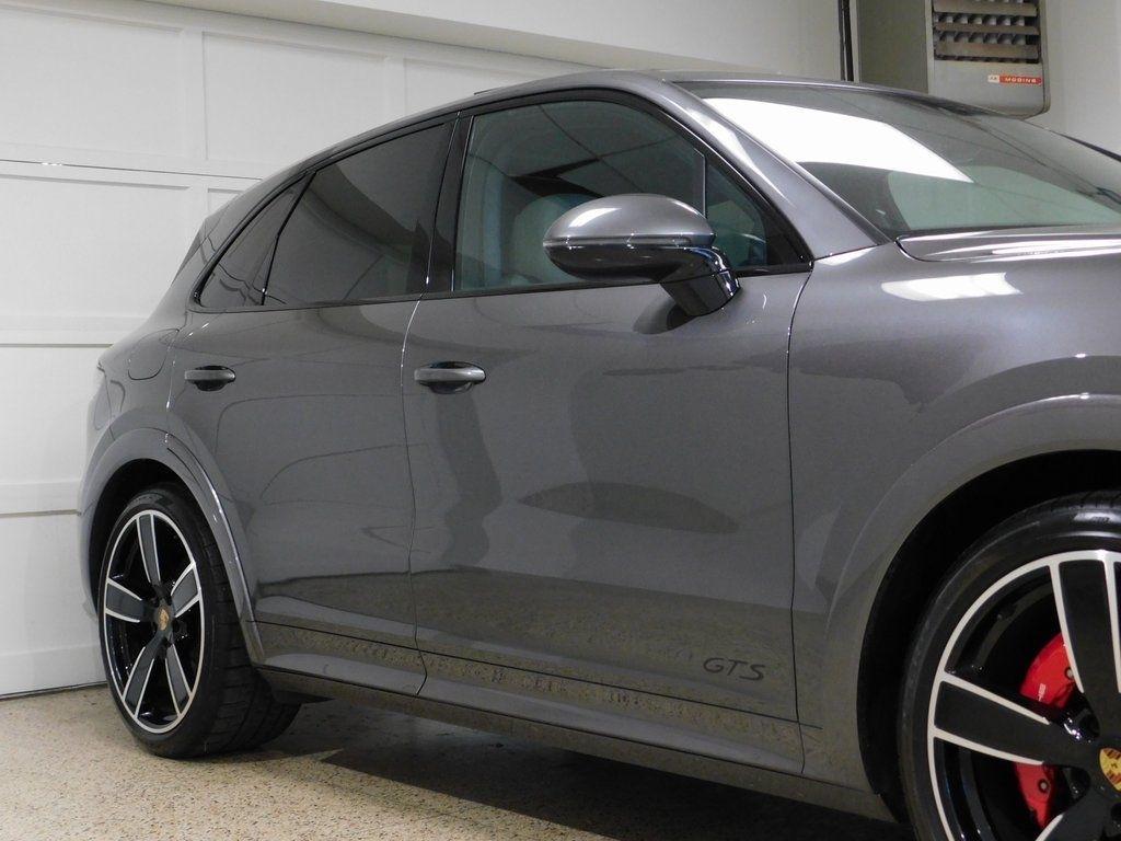 Porsche Cayenne GTS 2021