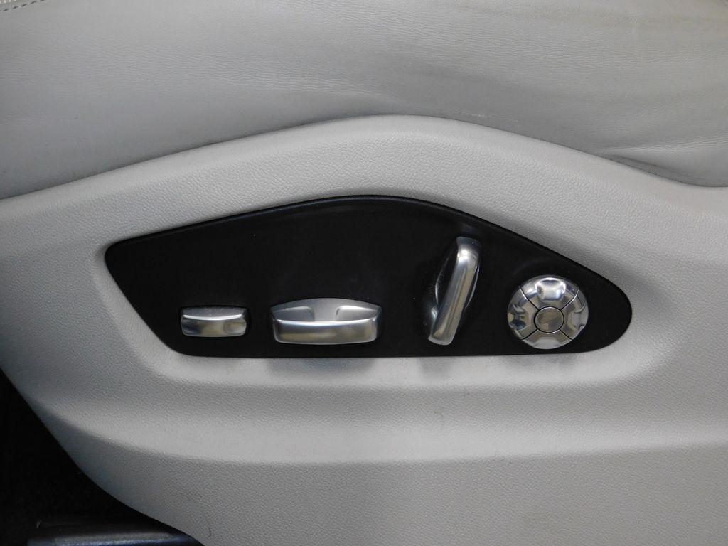 2021 Porsche Cayenne GTS - Photo 16