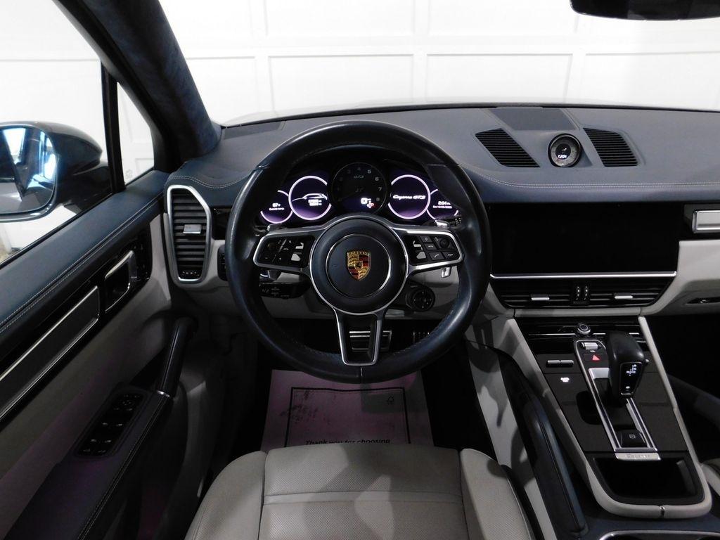 2021 Porsche Cayenne GTS - Photo 24