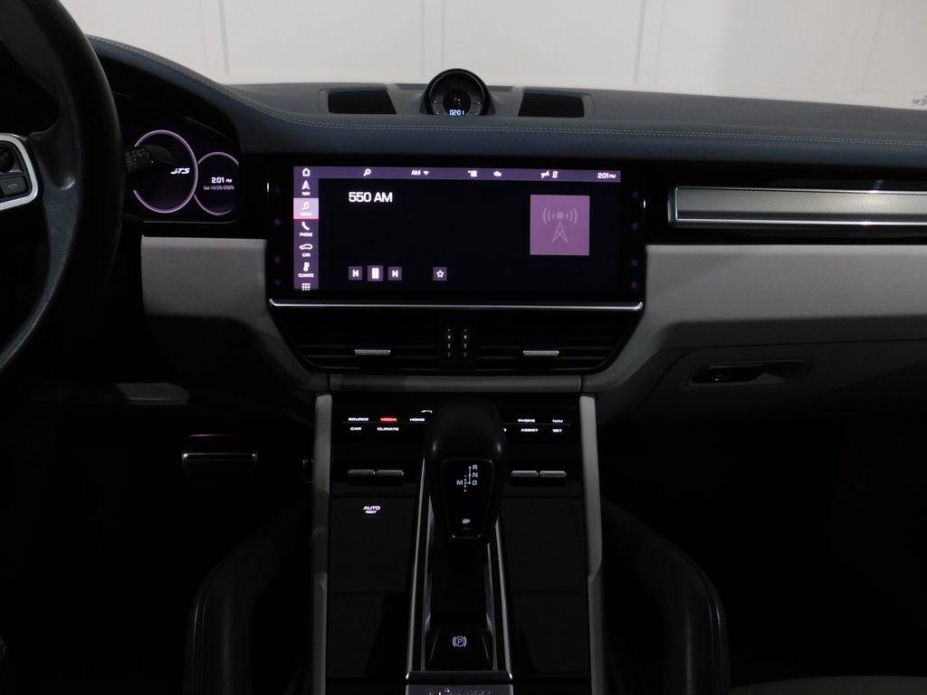 2021 Porsche Cayenne GTS - Photo 30