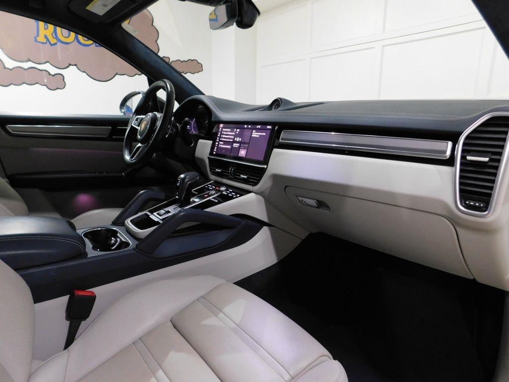 2021 Porsche Cayenne GTS - Photo 79