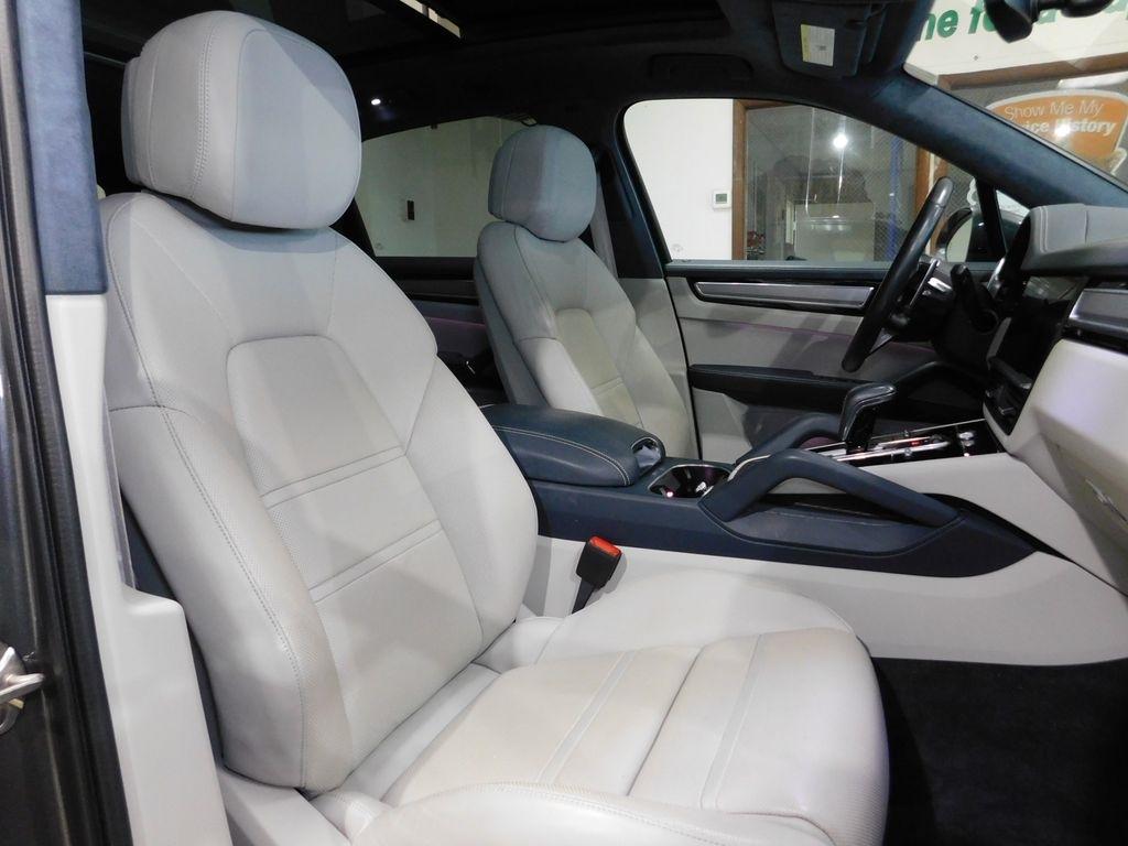 2021 Porsche Cayenne GTS - Photo 83