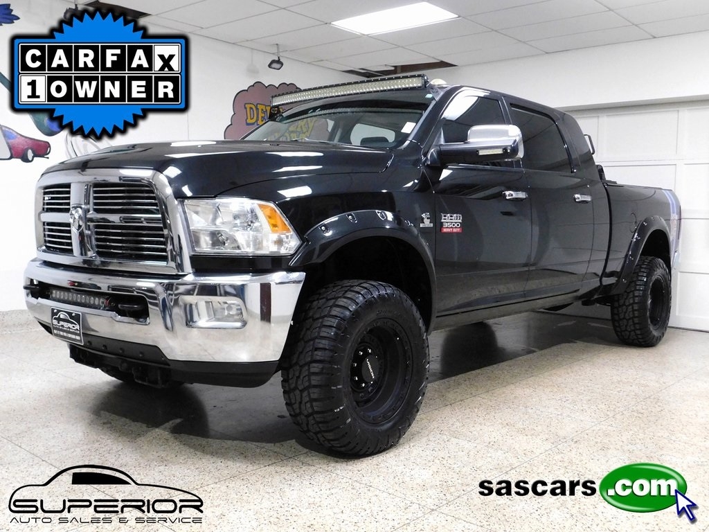 RAM 3500 Laramie Mega Cab 4WD 2010
