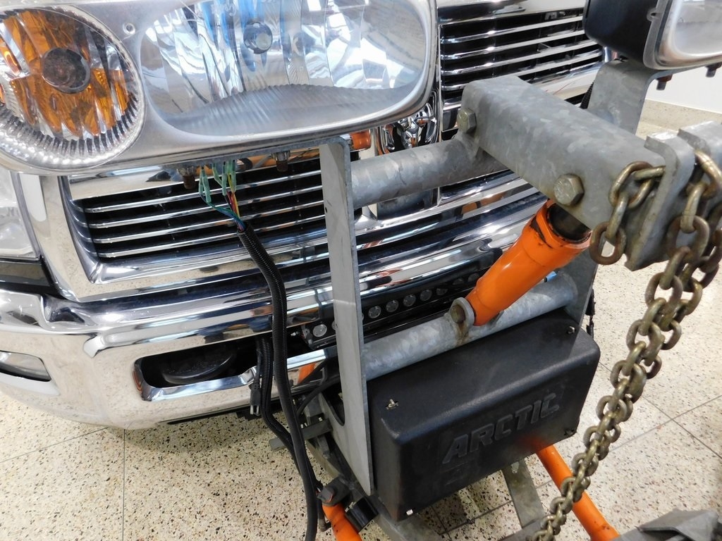 RAM 3500 Laramie Mega Cab 4WD 2010