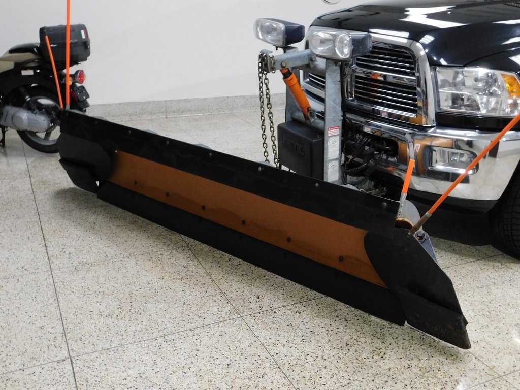 RAM 3500 Laramie Mega Cab 4WD 2010