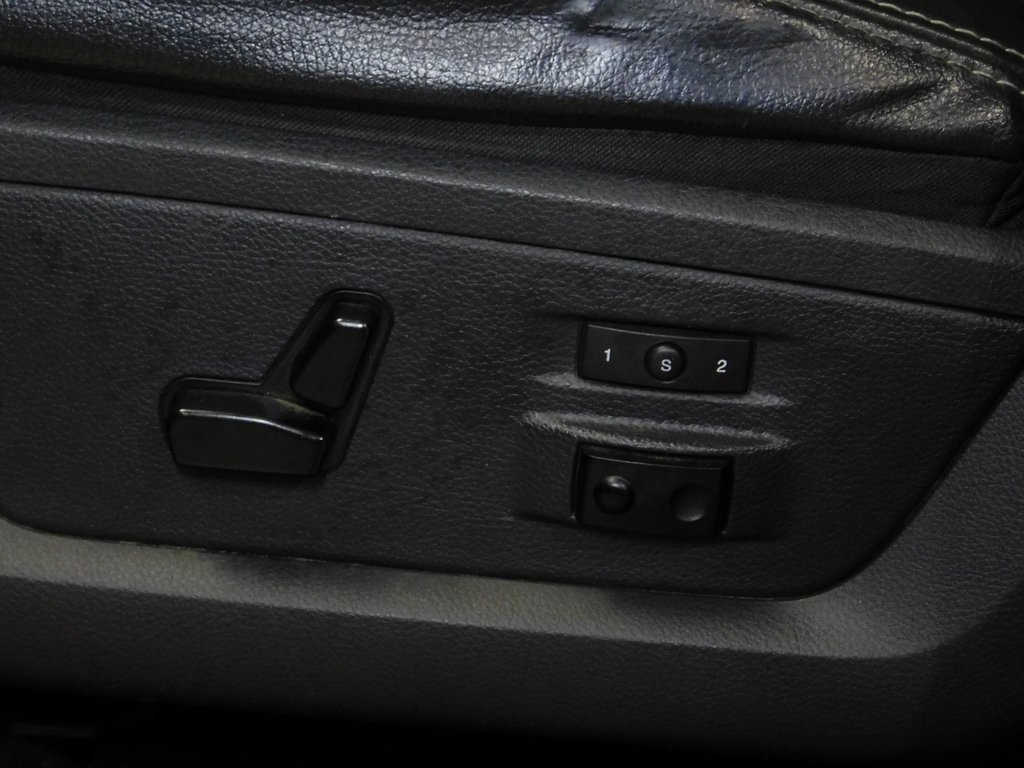 RAM 3500 Laramie Mega Cab 4WD 2010