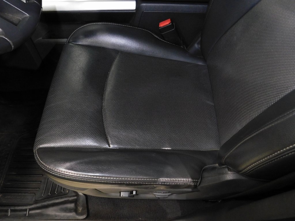 RAM 3500 Laramie Mega Cab 4WD 2010