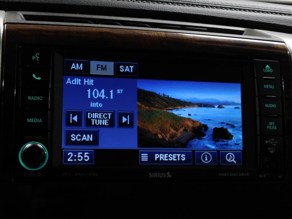 RAM 3500 Laramie Mega Cab 4WD 2010