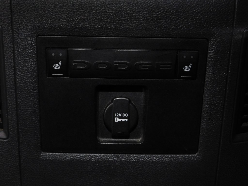 RAM 3500 Laramie Mega Cab 4WD 2010