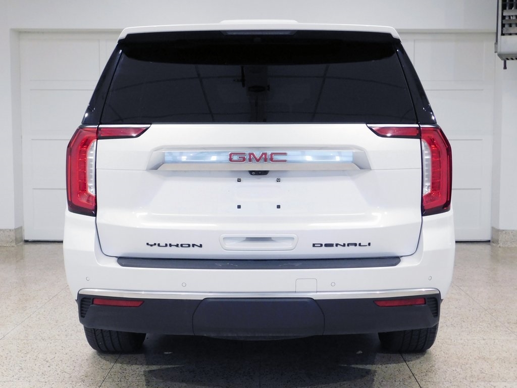 GMC Yukon Denali 4WD 2023