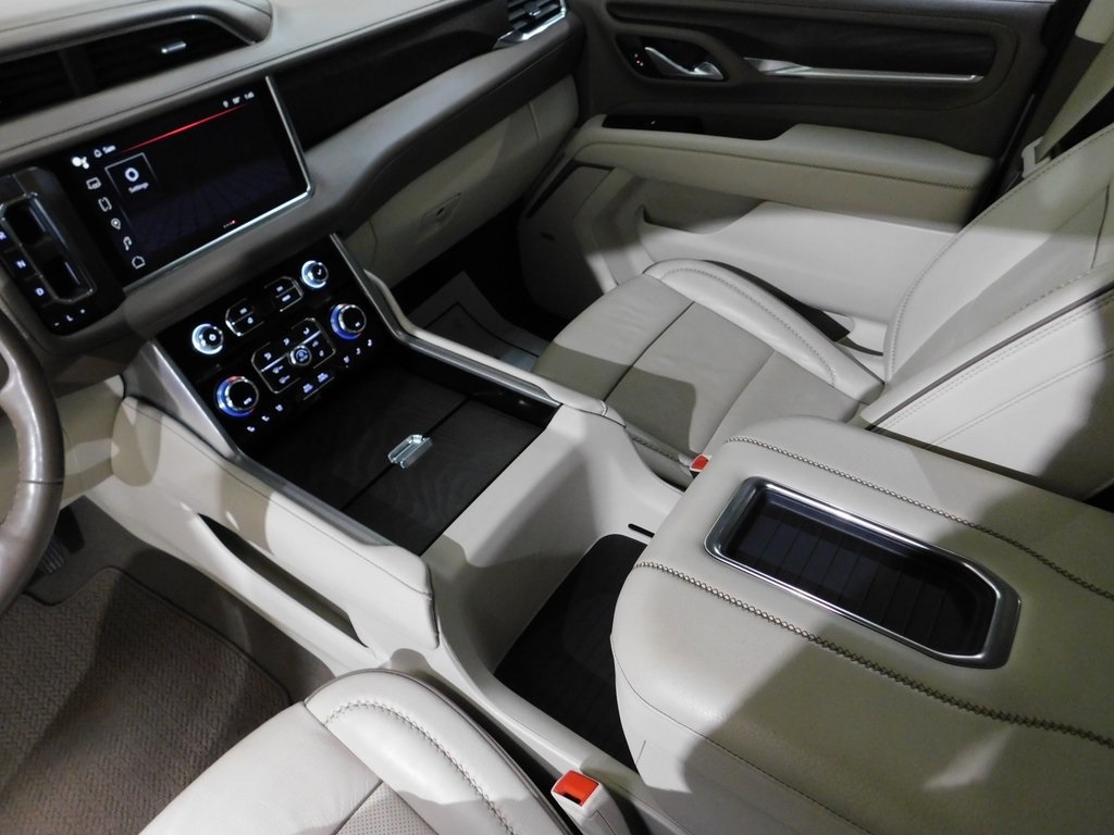 GMC Yukon Denali 4WD 2023