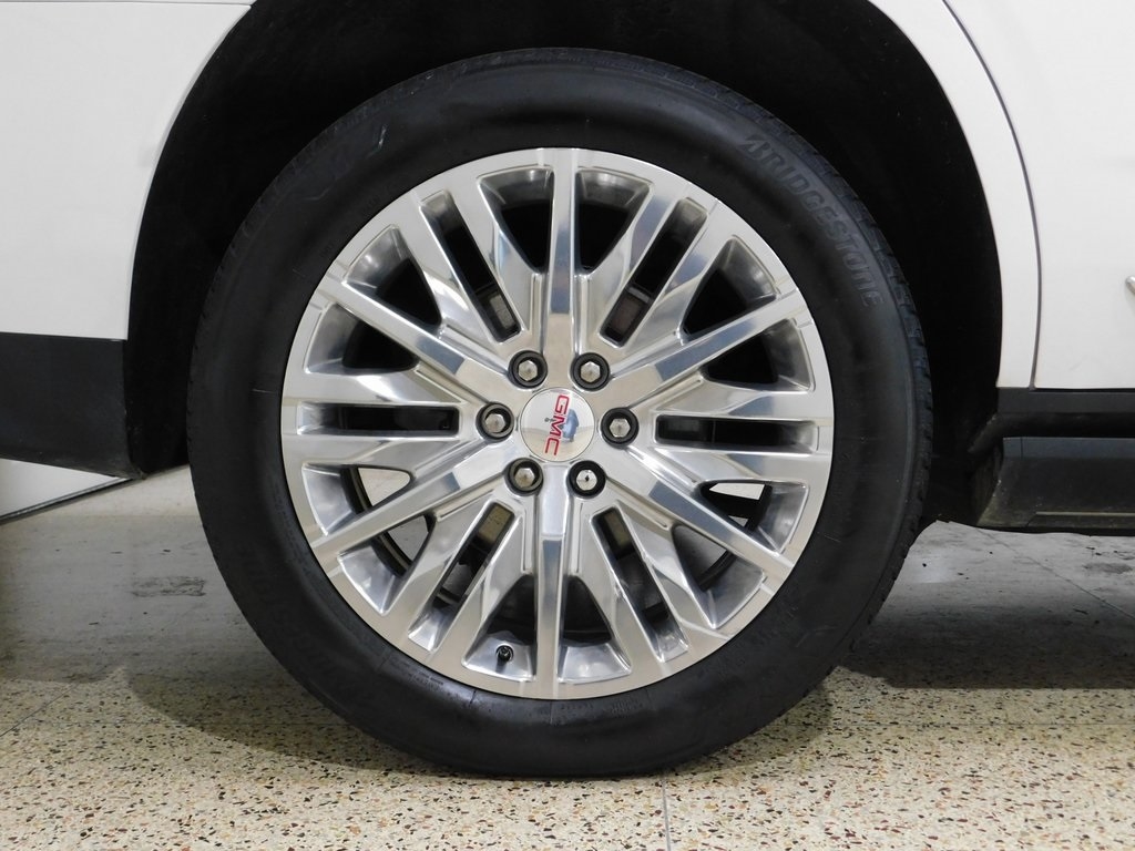 GMC Yukon Denali 4WD 2023