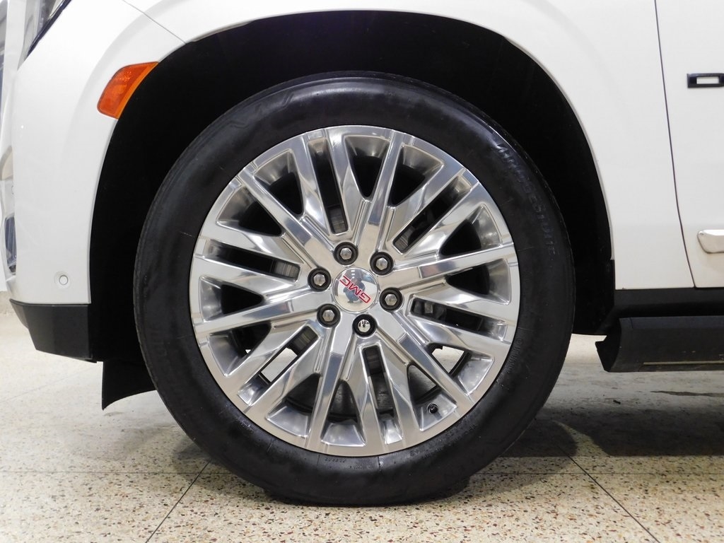 GMC Yukon Denali 4WD 2023