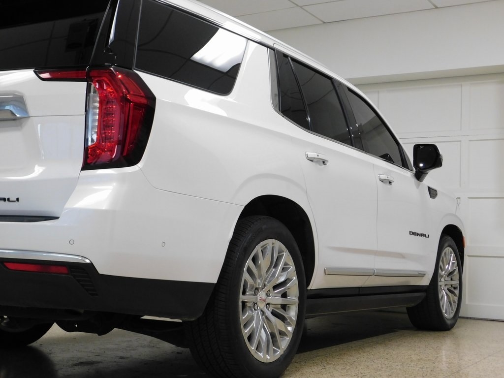 GMC Yukon Denali 4WD 2023
