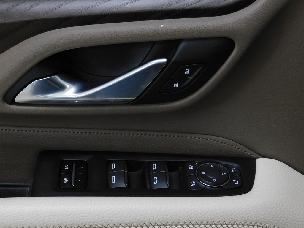 GMC Yukon Denali 4WD 2023