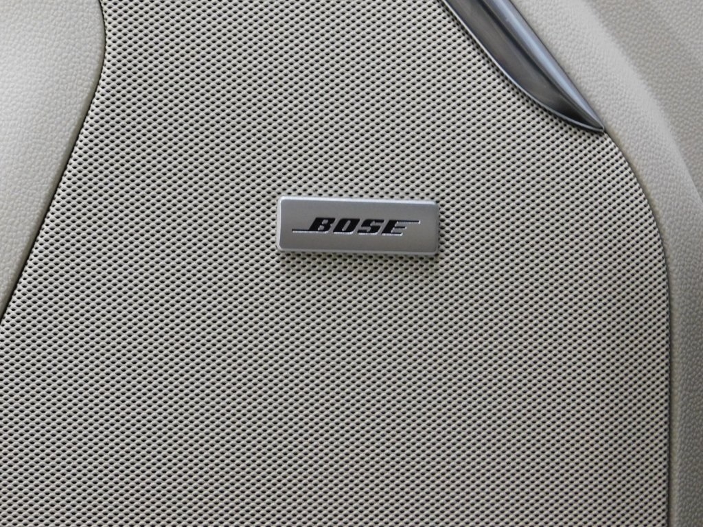 GMC Yukon Denali 4WD 2023