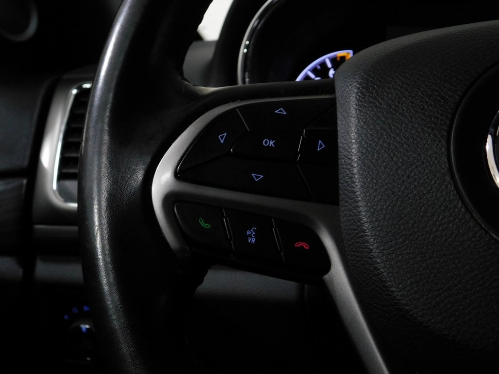 Jeep Grand Cherokee Laredo 4WD 2019