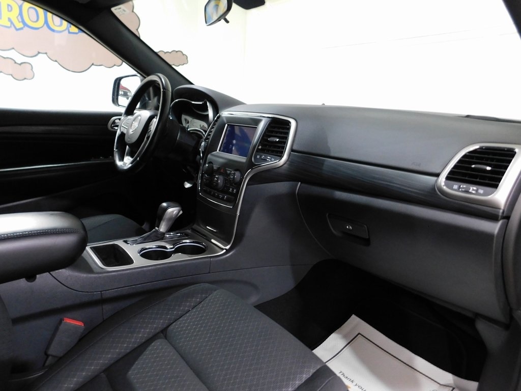 Jeep Grand Cherokee Laredo 4WD 2019