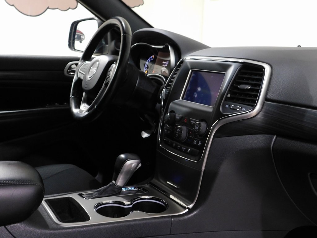 Jeep Grand Cherokee Laredo 4WD 2019