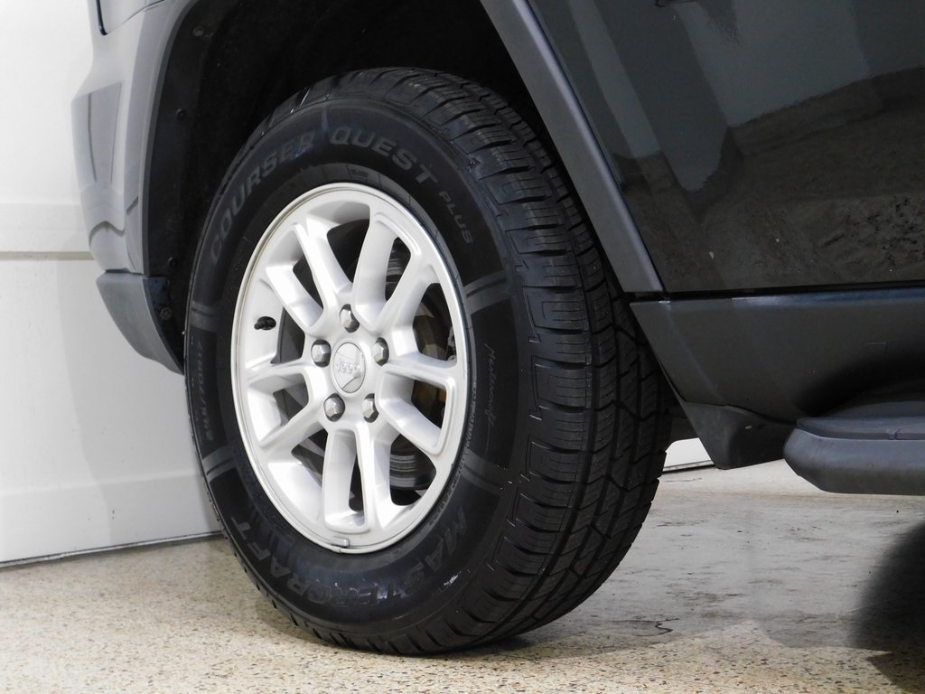 Jeep Grand Cherokee Laredo 4WD 2019