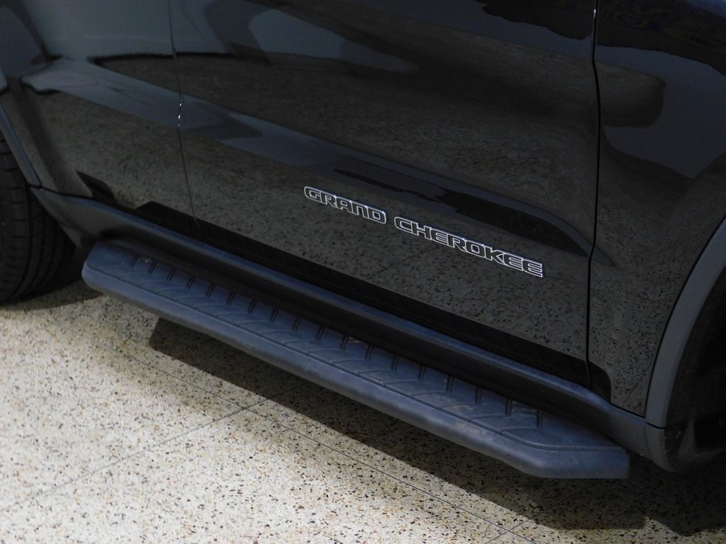 Jeep Grand Cherokee Laredo 4WD 2019