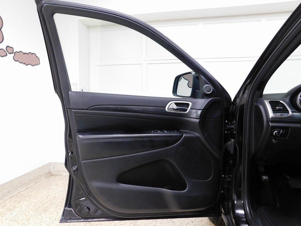 Jeep Grand Cherokee Laredo 4WD 2019