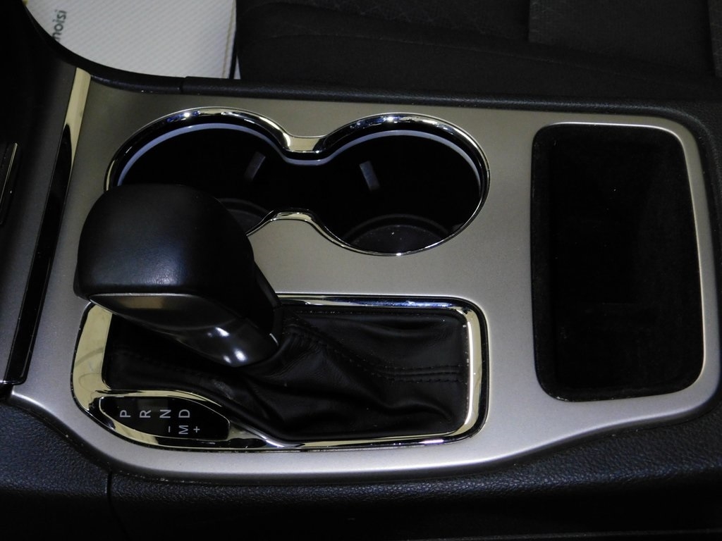 Jeep Grand Cherokee Laredo 4WD 2019