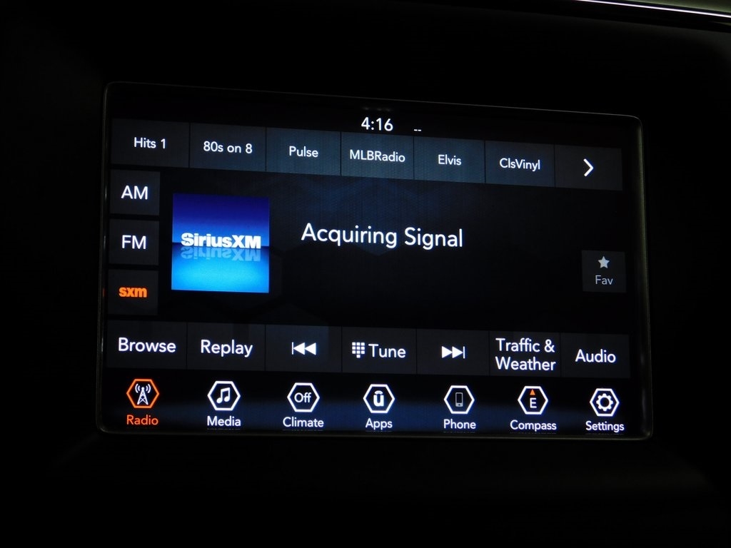 Jeep Grand Cherokee Laredo 4WD 2019