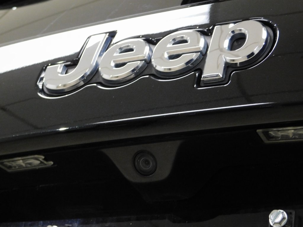 Jeep Grand Cherokee Laredo 4WD 2019