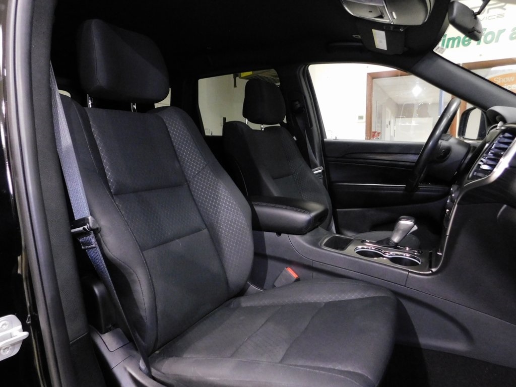 Jeep Grand Cherokee Laredo 4WD 2019