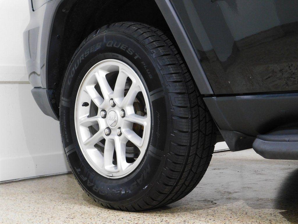 Jeep Grand Cherokee Laredo 4WD 2019