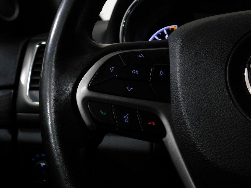 Jeep Grand Cherokee Laredo 4WD 2019