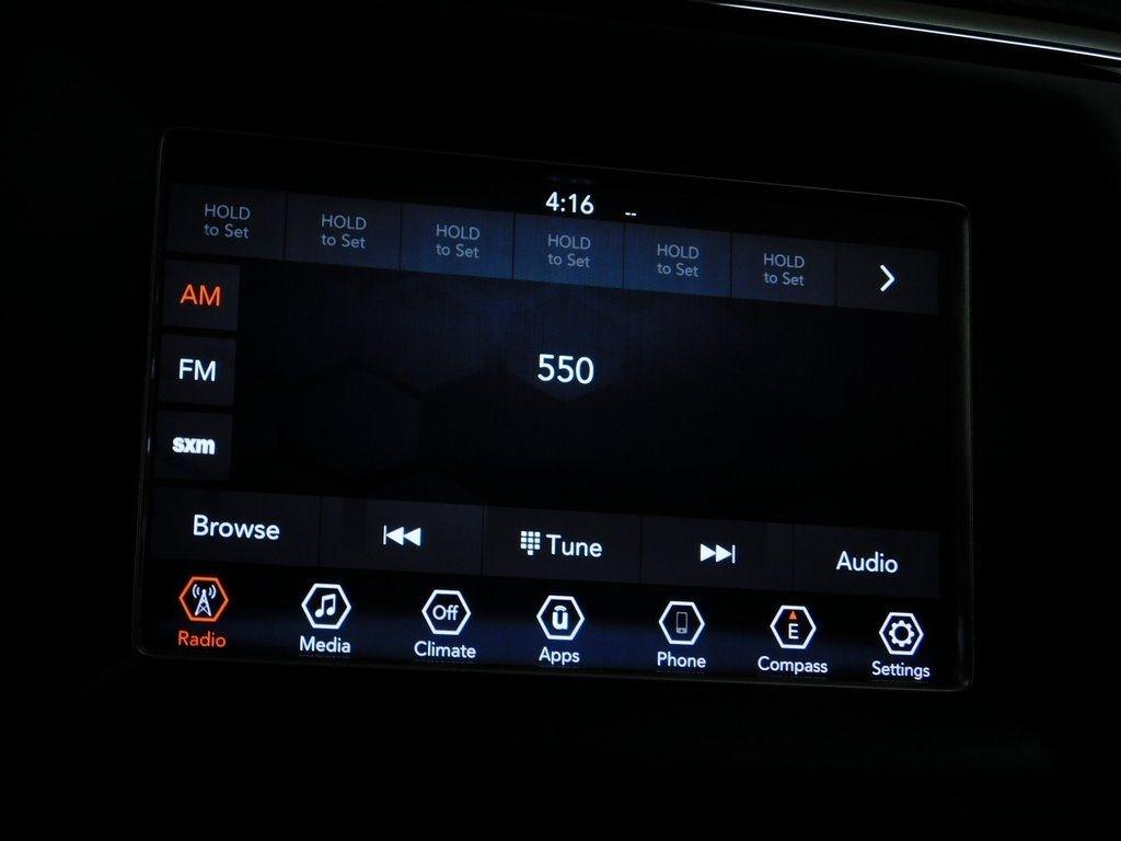 Jeep Grand Cherokee Laredo 4WD 2019