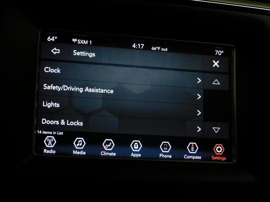 Jeep Grand Cherokee Laredo 4WD 2019