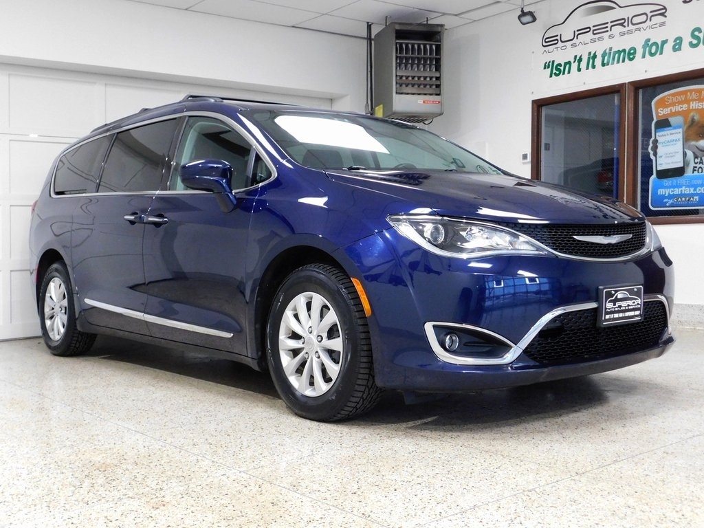 Chrysler Pacifica Touring-L 2017