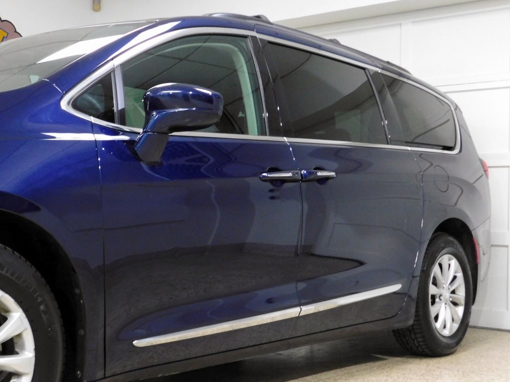 Chrysler Pacifica Touring-L 2017