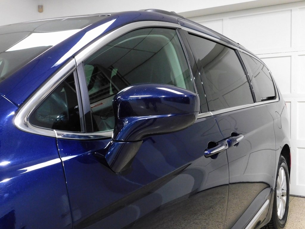 Chrysler Pacifica Touring-L 2017