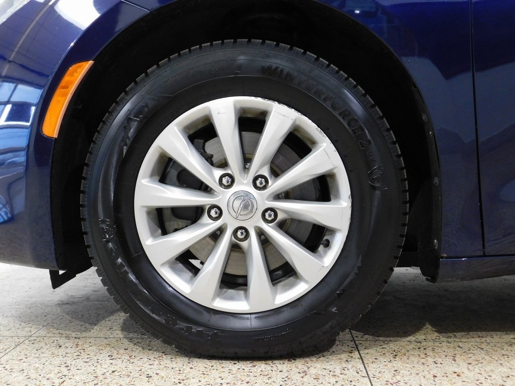 Chrysler Pacifica Touring-L 2017