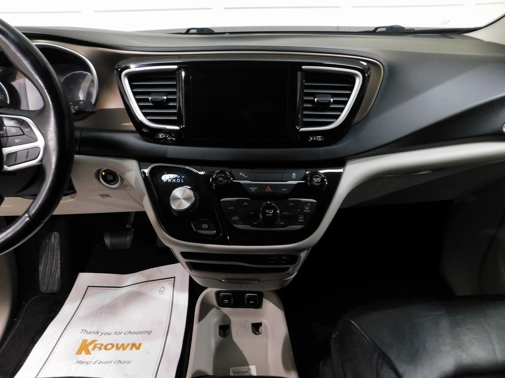 Chrysler Pacifica Touring-L 2017